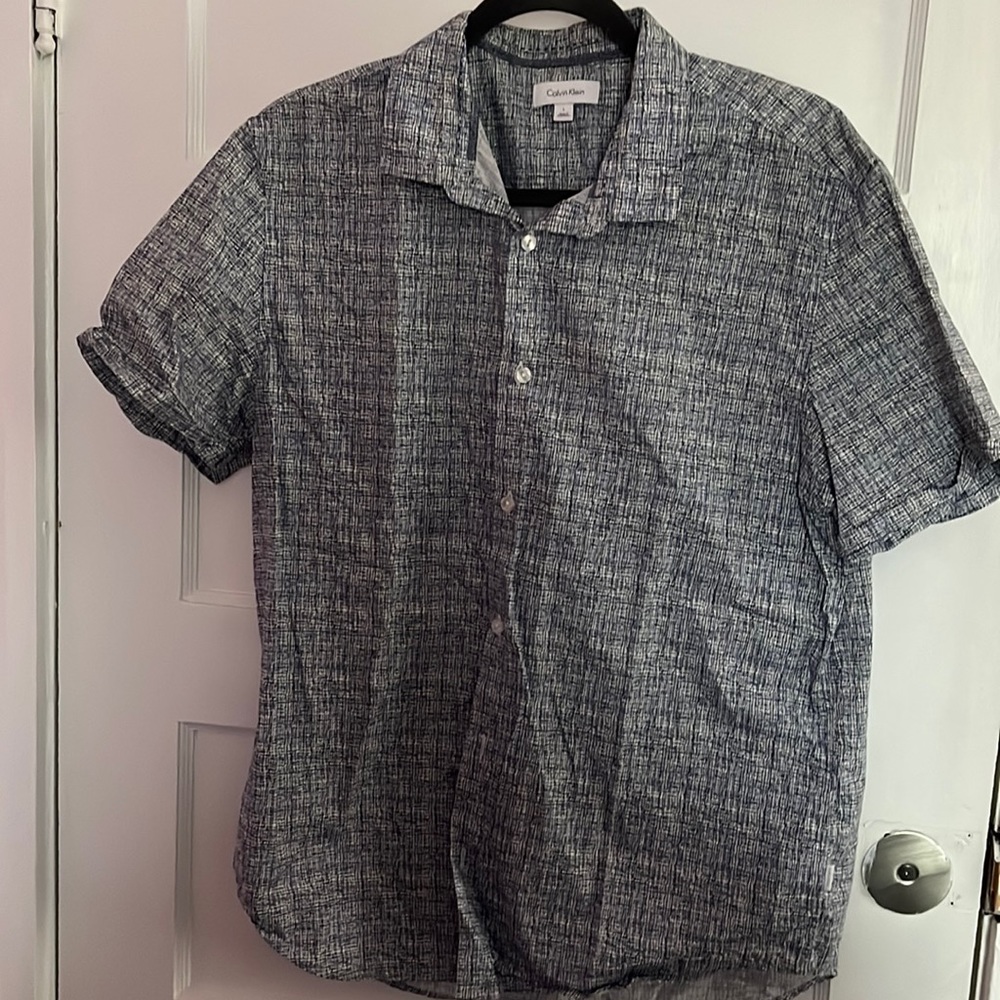 Calvin Klein button up short sleeve shirt